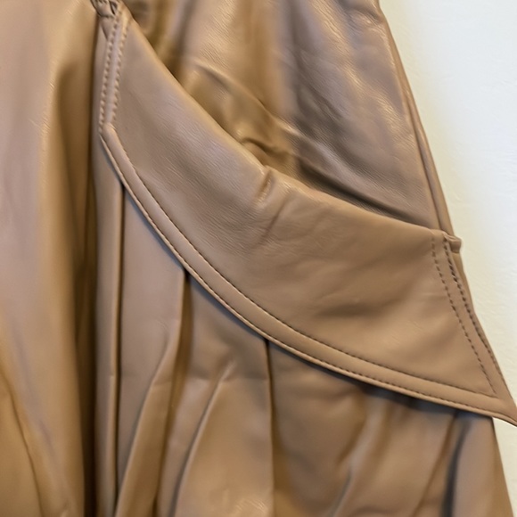 Molly Bracken NWT faux leather midi skirt - Picture 3 of 6